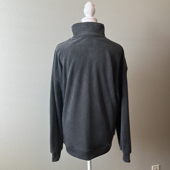 Amazon Women's Dark Grey Fleece Pullover 1/4 Zip Sweatshirt Small -Can Fit Large - Picture 6 of 10